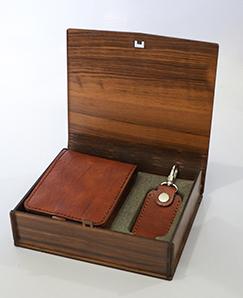 کیف و جاکارتی